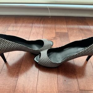 Nine West Geometric Black and White Heels